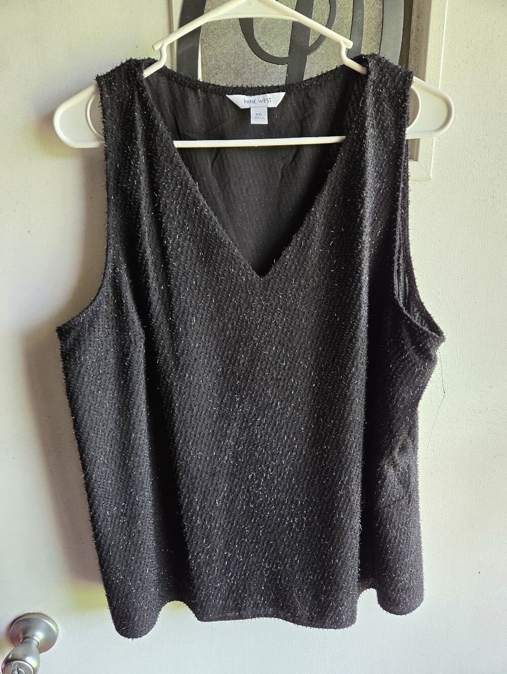Nine West Black Sleeveless V-Neck Sparkle Top NWT